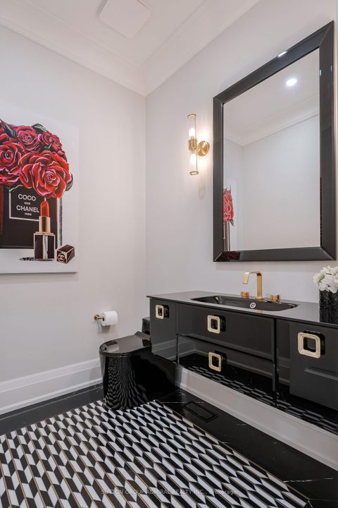 Photo 22 at 41 Elizabeth Drive, Nobleton, King