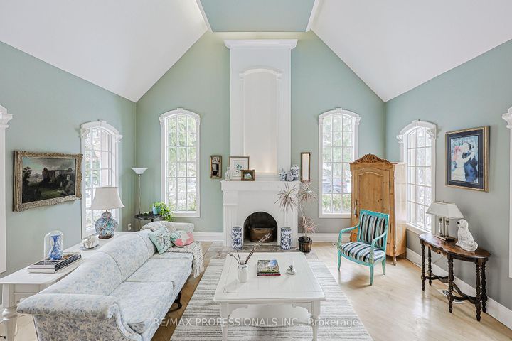 Photo 17 at 84 Neilson Drive, Markland Wood, Toronto