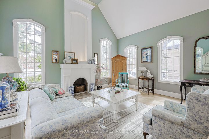 Photo 18 at 84 Neilson Drive, Markland Wood, Toronto