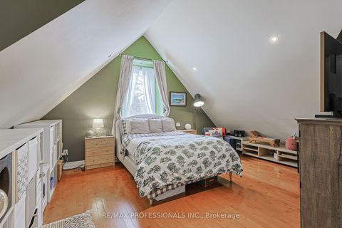 Photo 29 at 84 Neilson Drive, Markland Wood, Toronto