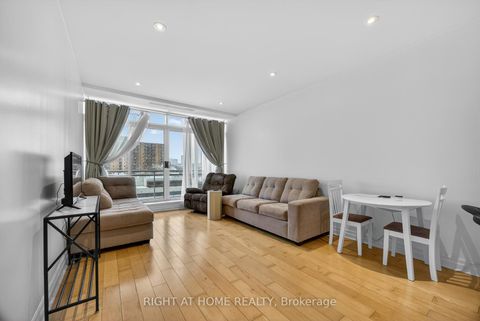 Photo 11 at 518 - 44 Bond Street W, O'Neill, Oshawa