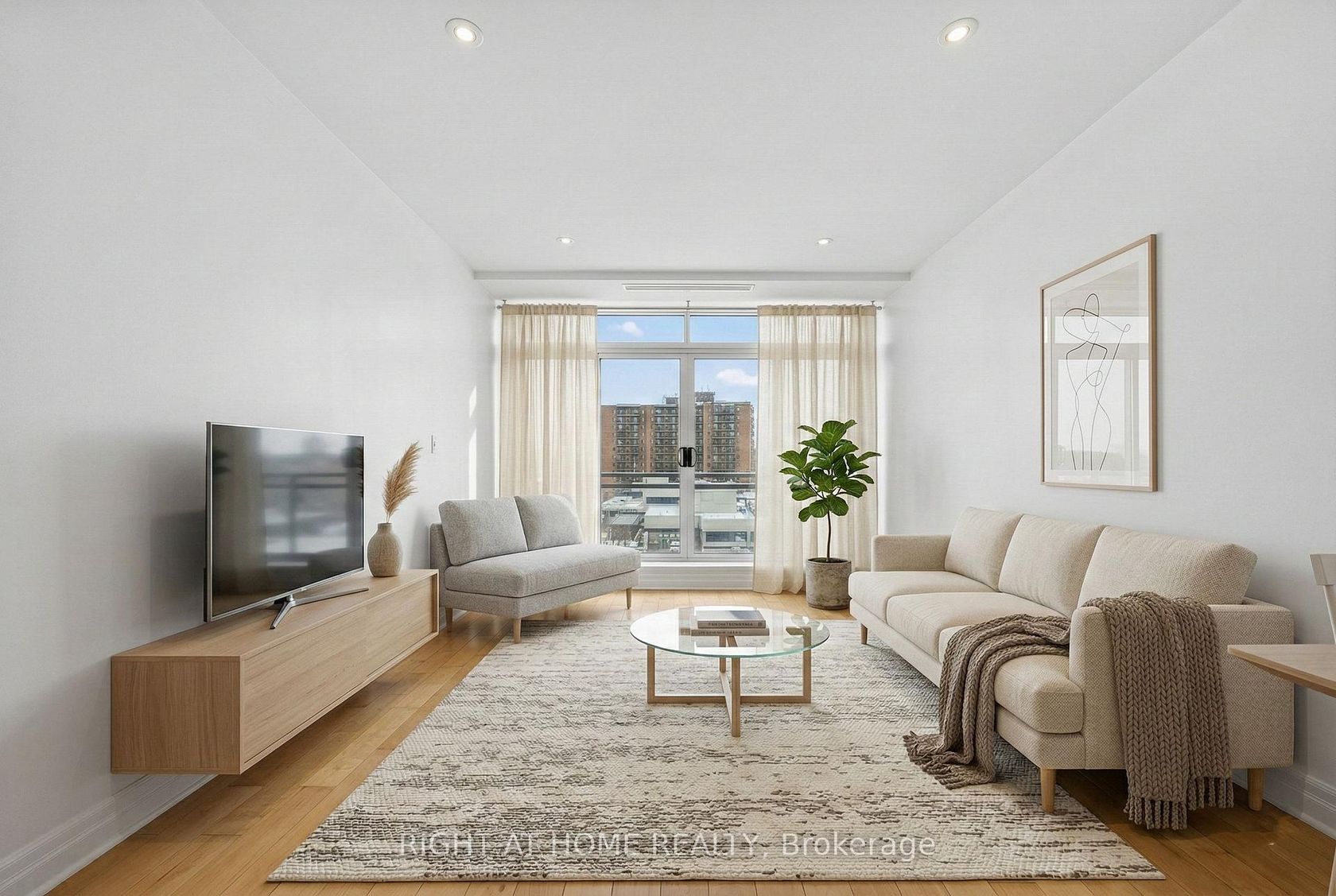 518 - 44 Bond Street W, O'Neill, Oshawa 