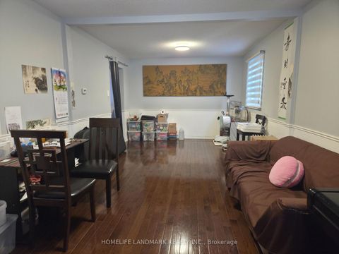 Photo 5 at 35 Royal Palm Drive, Yorkhill, Vaughan