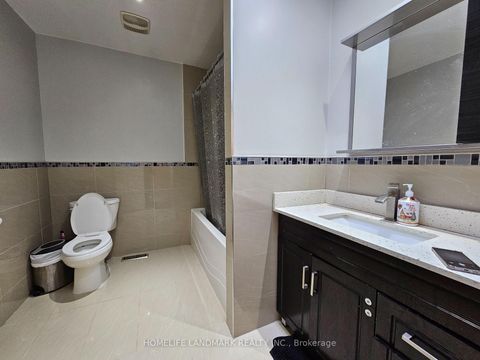 Photo 16 at 35 Royal Palm Drive, Yorkhill, Vaughan