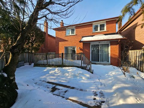 Photo 19 at 35 Royal Palm Drive, Yorkhill, Vaughan