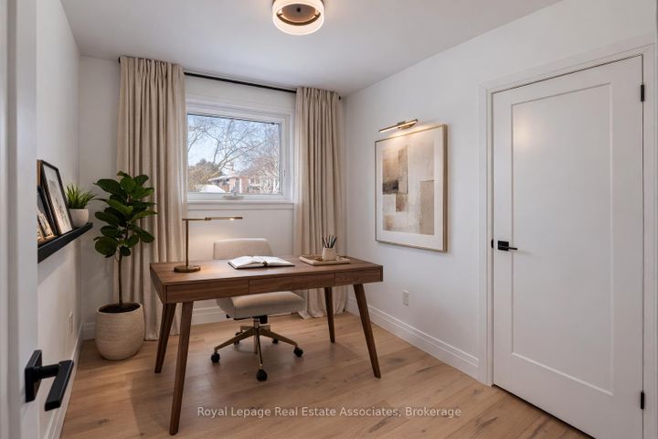 Photo 22 at 1898 Barsuda Drive, Clarkson, Mississauga