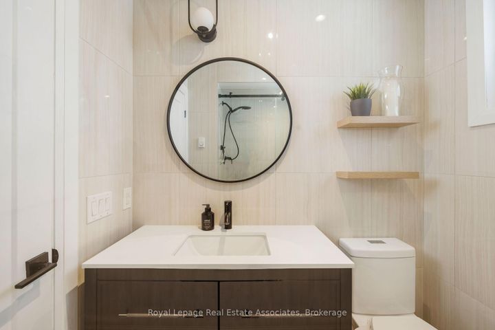 Photo 24 at 1898 Barsuda Drive, Clarkson, Mississauga