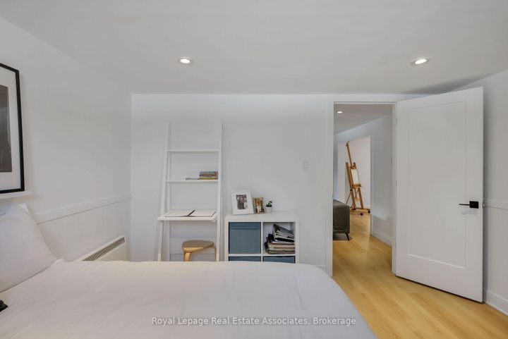 Photo 38 at 1898 Barsuda Drive, Clarkson, Mississauga