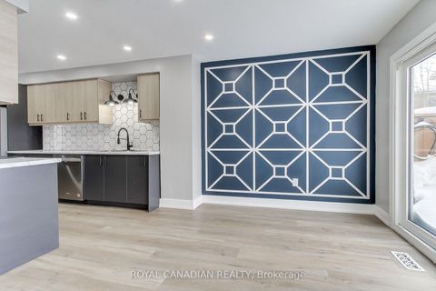 Photo 16 at 50 - 165 KOZLOV Street, West Bayfield, Barrie