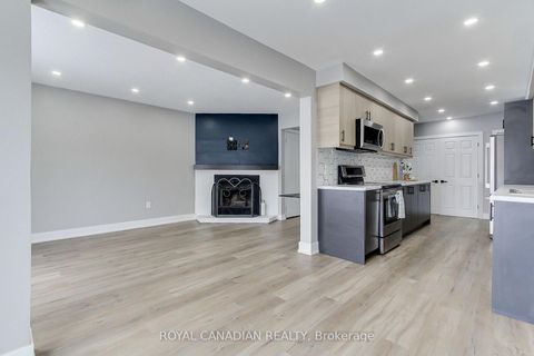 Photo 18 at 50 - 165 KOZLOV Street, West Bayfield, Barrie