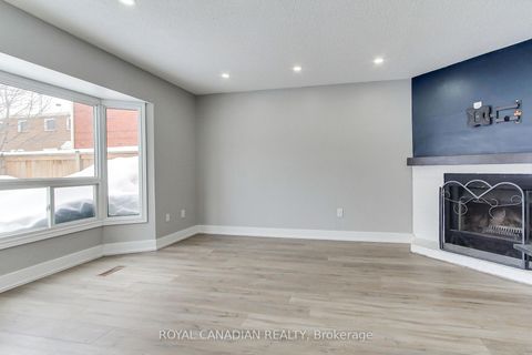 Photo 20 at 50 - 165 KOZLOV Street, West Bayfield, Barrie