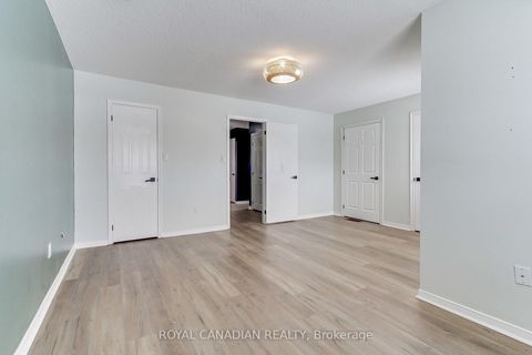 Photo 32 at 50 - 165 KOZLOV Street, West Bayfield, Barrie