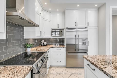 Photo 9 at 284 Bilbrough Street, Bayview Northeast, Aurora