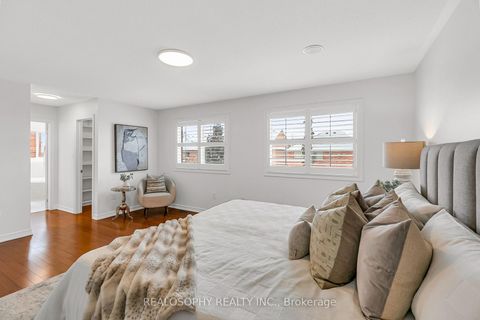 Photo 12 at 284 Bilbrough Street, Bayview Northeast, Aurora