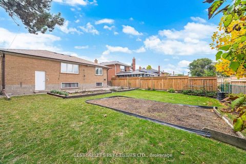 Photo 34 at 47 Wenderly Drive, Glen Park, Toronto