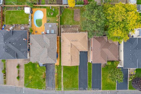 Photo 39 at 47 Wenderly Drive, Glen Park, Toronto