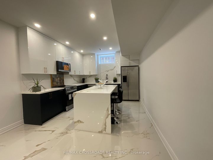 Photo 9 at 129 Lakeland Crescent, Oak Ridges Lake Wilcox, Richmond Hill