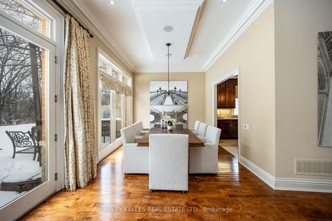 Photo 11 at 34 Hillside Drive, Broadview North, Toronto