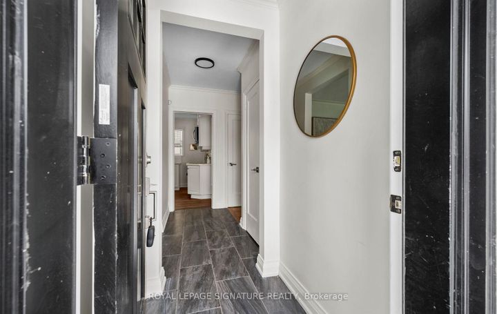 Photo 2 at 28 Eagle Road, Queensway, Toronto