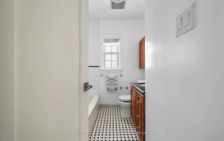 Photo 19 at 28 Eagle Road, Queensway, Toronto