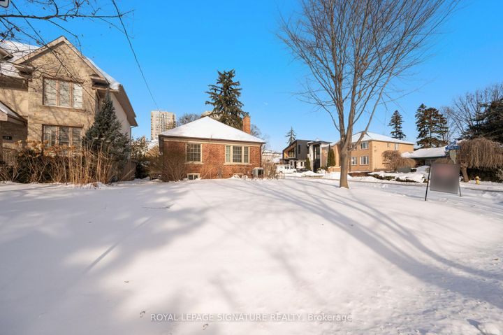 Photo 41 at 28 Eagle Road, Queensway, Toronto