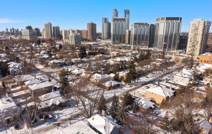 Photo 47 at 28 Eagle Road, Queensway, Toronto