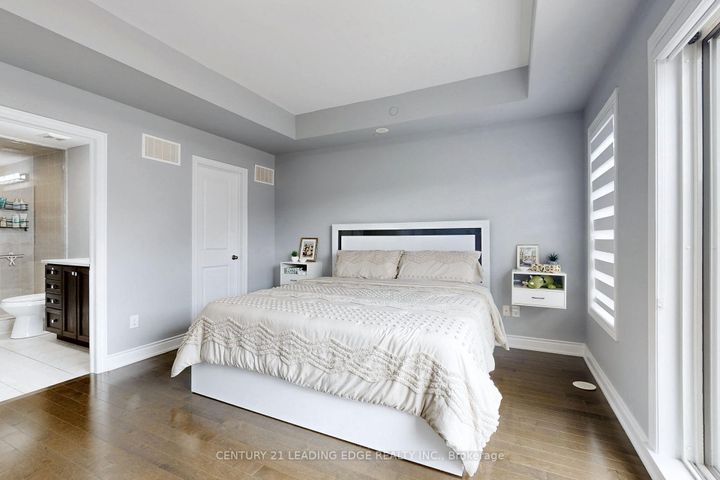 Photo 19 at 134 - 1331 Major Mackenzie Drive W, Patterson, Vaughan