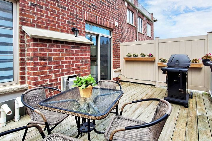 Photo 32 at 134 - 1331 Major Mackenzie Drive W, Patterson, Vaughan