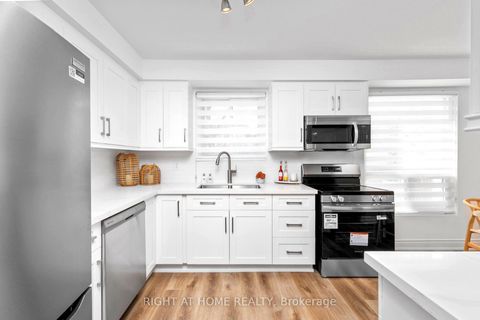 Photo 7 at 3 - 1400 Mary Street N, Samac, Oshawa