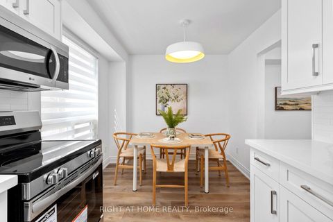 Photo 10 at 3 - 1400 Mary Street N, Samac, Oshawa