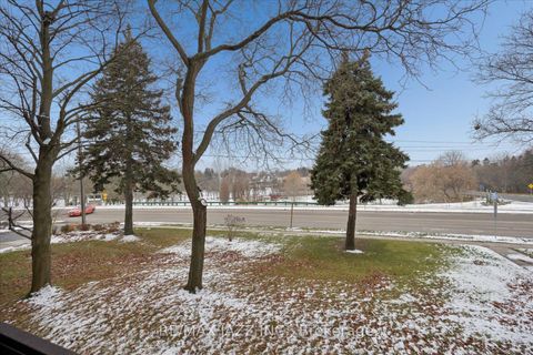 Photo 20 at 102 - 120 Elgin Street W, O'Neill, Oshawa