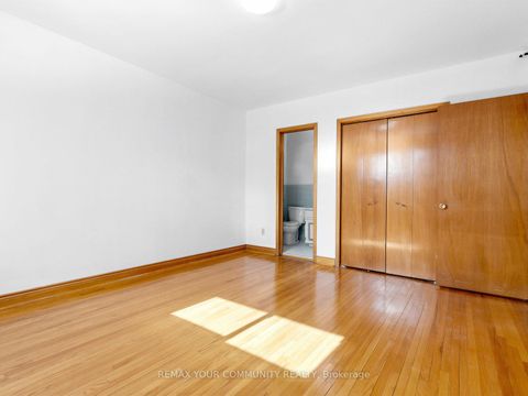 Photo 18 at 401 Melrose Avenue, Nortown, Toronto