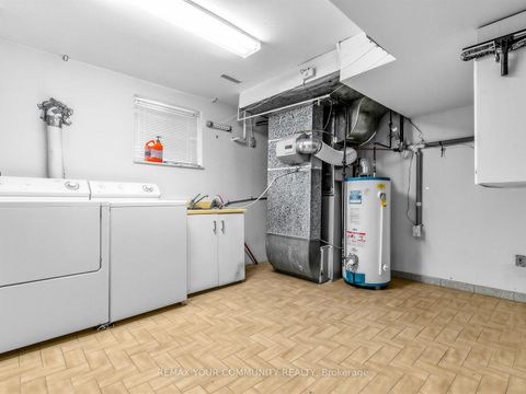 Photo 30 at 401 Melrose Avenue, Nortown, Toronto