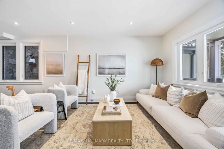 Photo 0 at 95 Chisholm Avenue, Lumsden, Toronto