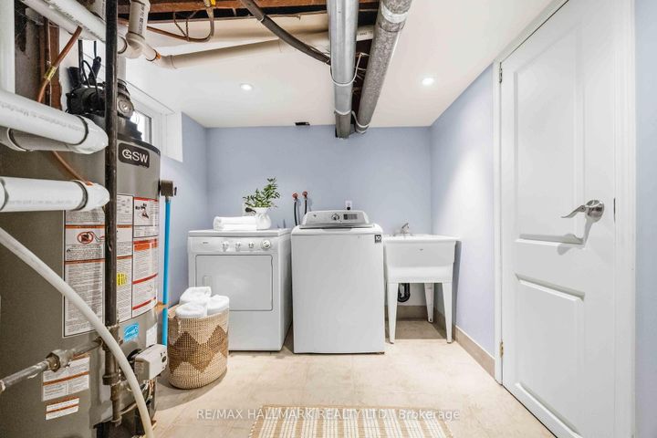 Photo 22 at 95 Chisholm Avenue, Lumsden, Toronto