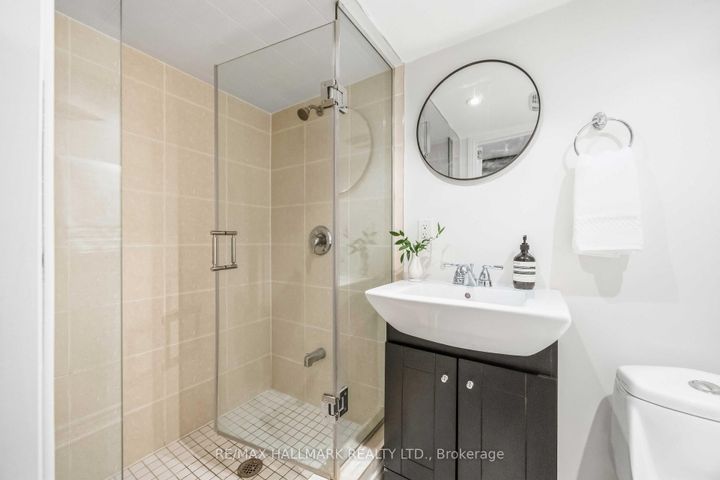 Photo 23 at 95 Chisholm Avenue, Lumsden, Toronto