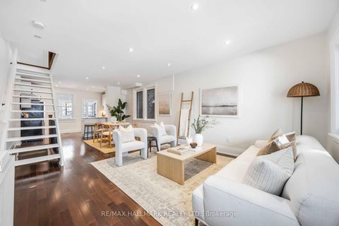 Photo 6 at 95 Chisholm Avenue, Lumsden, Toronto