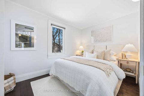 Photo 15 at 95 Chisholm Avenue, Lumsden, Toronto