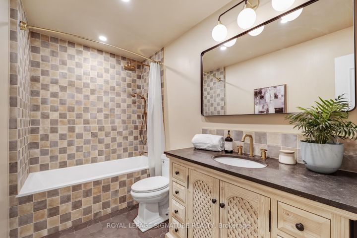 Photo 20 at 34 Sugar Millway, Windfields, Toronto