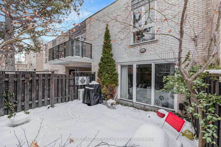 Photo 27 at 34 Sugar Millway, Windfields, Toronto