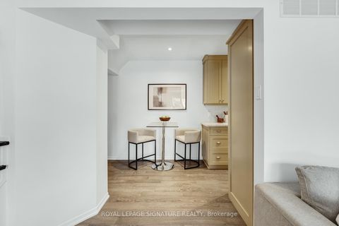 Photo 9 at 34 Sugar Millway, Windfields, Toronto