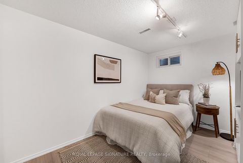 Photo 23 at 34 Sugar Millway, Windfields, Toronto