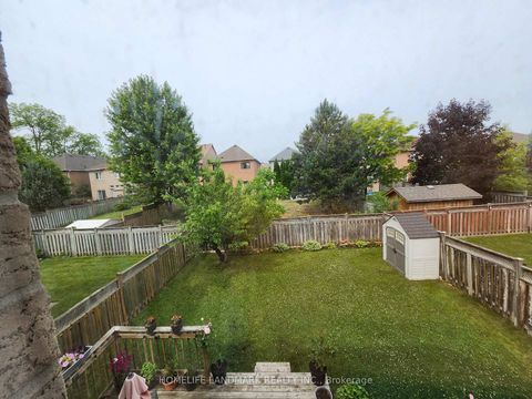 Photo 13 at 25 Lord  Nelson Court, Rouge Woods, Richmond Hill