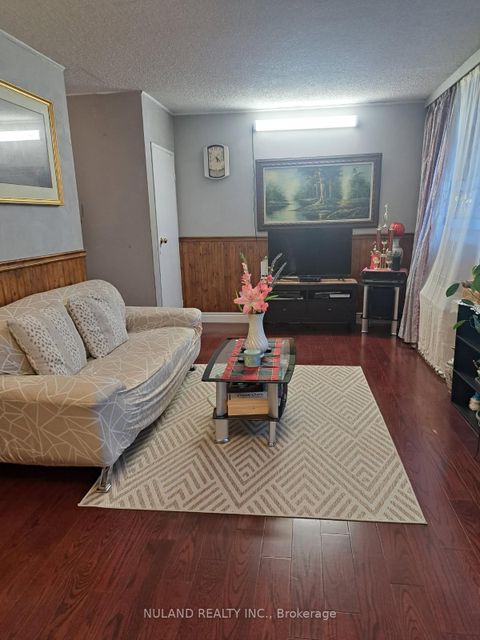 Photo 9 at 307 - 665 Kennedy Road, Kennedy Park, Toronto