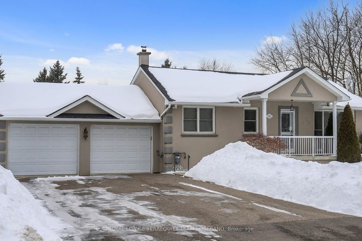 Photo 1 at 10 Gram Street, Maple, Vaughan