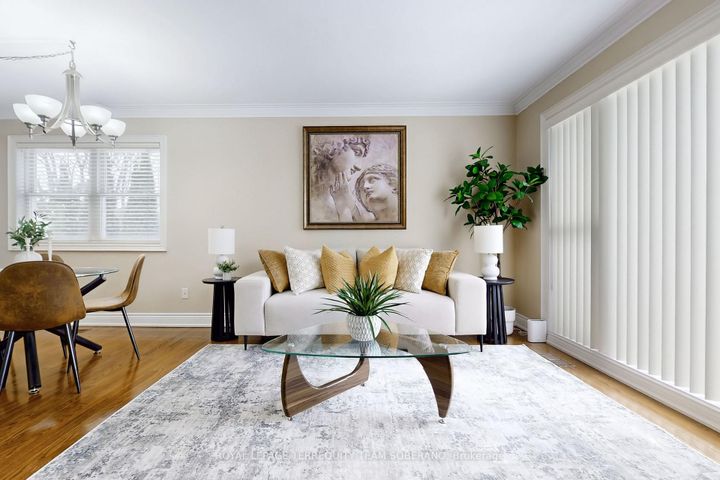 Photo 7 at 10 Gram Street, Maple, Vaughan