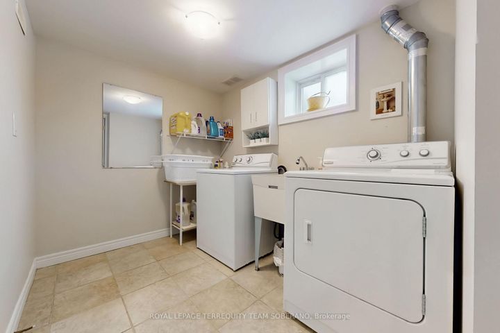 Photo 37 at 10 Gram Street, Maple, Vaughan