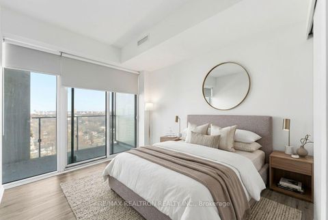 Photo 9 at 1907 - 5 Soudan Avenue, Mount Pleasant West, Toronto