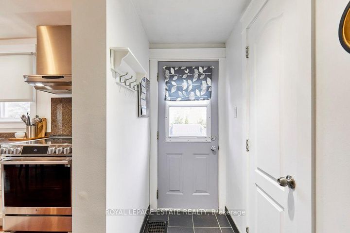 Photo 18 at 15 Squires Avenue, Parkview, Toronto