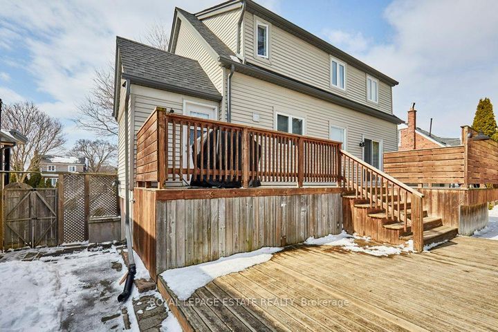 Photo 33 at 15 Squires Avenue, Parkview, Toronto